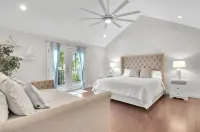 Luxurious large 3bd/2ba Home with Dock with beautiful sunset views - 4 estrellas