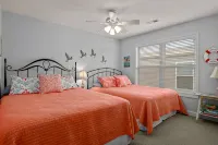 OCEANVIEW, 3 MIN WALK TO BEACH, KID-FRIENDLY, LINENS INCLUDED, FULLY STOCKED - 3-Star