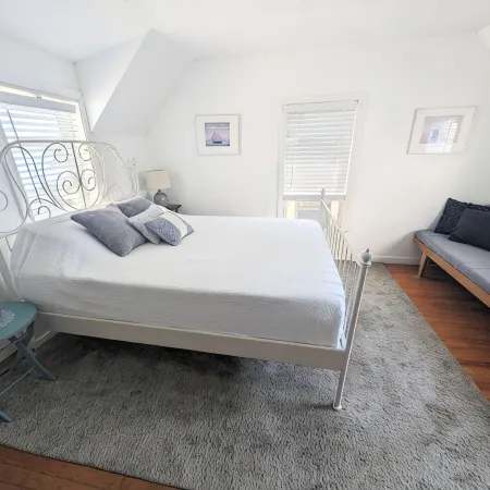 ⭐ The Seaview Suite:  GREAT VIEWS, VERY CLOSE TO BEACH! ⭐