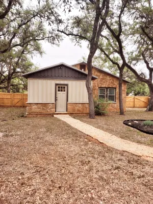 Modern Country Home at the start of the Hill Country Wine Trail - 4つ星