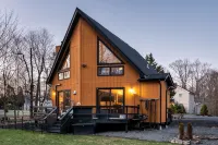 Pet Friendly, Pocono Chalet, Lake Community - Chalets