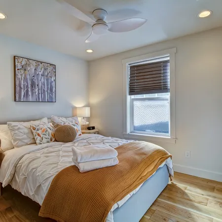 Olde Town Oasis: Pet-Friendly Luxury Just Two Blocks from Olde Town