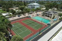 Palm Bay 5th Floor on the Beach Sunsets from the Open Lanai, Two Queen Beds. - 4 estrellas