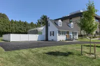 4Bd/2ba home Sleeps 8 *Newly Renovated* 2 minutes to all Hershey attractions! - WiFi