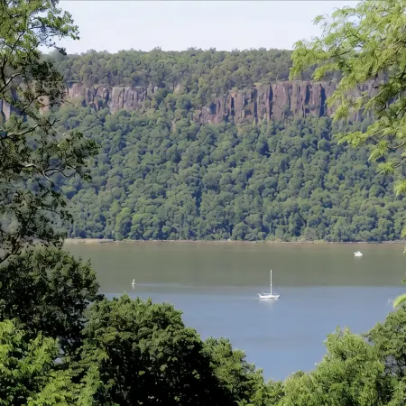 Beautiful, spacious, and centrally located - 25 minutes from the heart of NYC.
