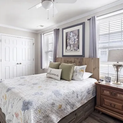 Cozy Concord Cottage - 2성급