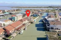 Waterfront 4-bedroom Private Single-family House/Villa - Wifi