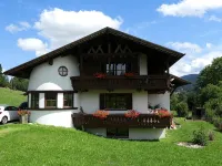 Vacation Apartment Alpenpanorama Holiday Apartment in Halblech with Mountain Views in a Top Location - 公寓