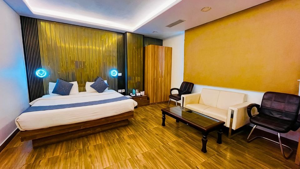 Hotel President Crown