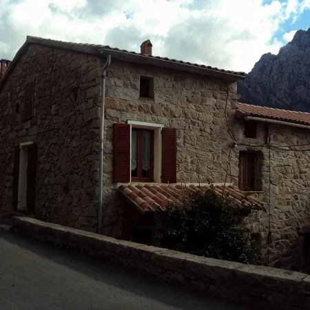 Casa Da Minana, village house of 105 m² in Ota - Porto (South Corsica)