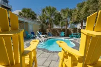 "Personal Resort": Private Pool, Hot Tub, Ocean Views, Elevator, Walk to Town - Hot Tub