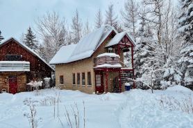 Newly built quiet studio apartment near Reversing Falls