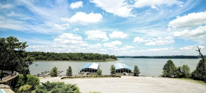 Beautiful New Home at Kentucky Lake with Community Pool! Close to Murray State! Hotéis em Calloway County
