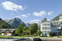 Kviknes Hotel - 4 estrellas