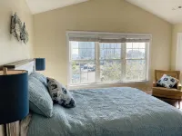Ocean Views New 4BR Steps from Beach - บังกะโล