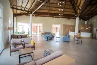 AFRICAN PRINCESS BEACH HOTEL - بار