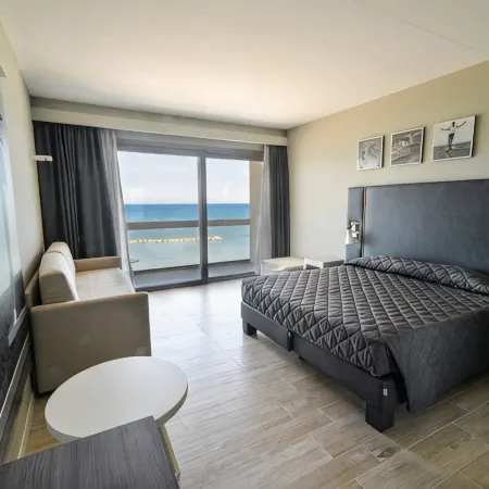 Nautilus Family Hotel