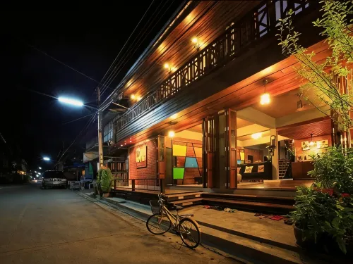 The Royal Chiangkhan Boutique Hotel - servizio colazione
