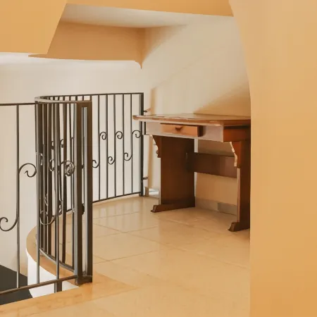 Palazzo Russo Suite & Apartments