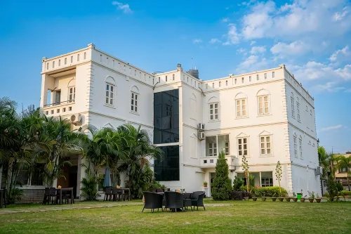 Hotel Maden Inn - 酒吧