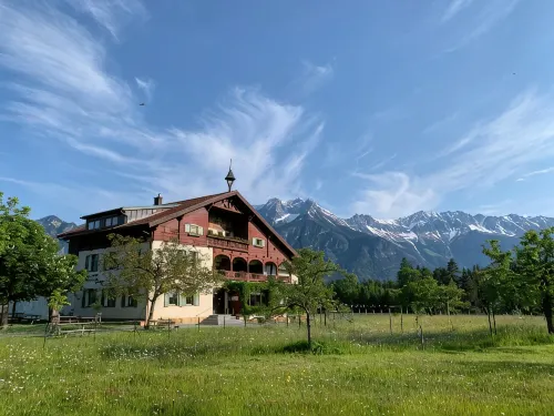 Landhotel Gasthof Eichhof Natters - 2-Star