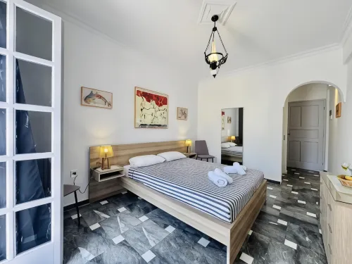 Tritonas Rooms - Inns