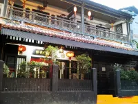 Yellow Bee Tangerang - 3 Sao