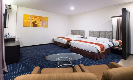 Aston Boutec Hotel Lintas Plaza - Housity