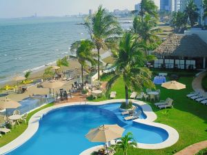 Playa Caracol Hotel & Spa