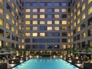 Aurika, Mumbai Skycity - Luxury by Lemon Tree Hotels