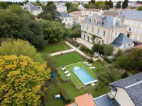 La Maison de maître Hotels in Fontenay-le-Comte