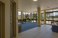 Southern Cross Beachfront Holiday Apartments Hotel di Burleigh Heads