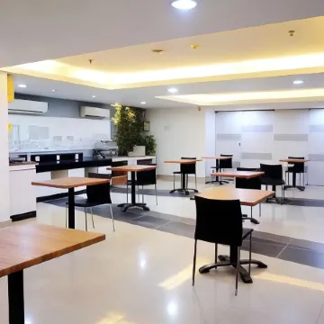 Amaris Hotel Thamrin City Отели рядом с достопримечательностью «Торговый центр Thamrin City»