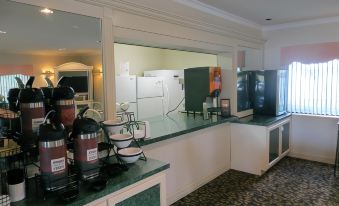 Fairview Inn & Suites Mobile