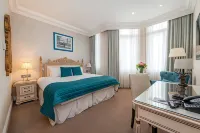 Ashburn Hotel Hotels near Specsavers Opticians and Audiologists - Kensington Sainsbury's