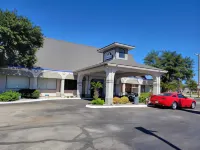 Knights Inn San Antonio Near at&T Center