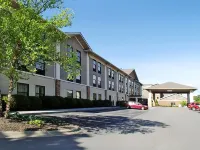 Quality Inn & Suites Boone - University Area Hôtels à : Boone