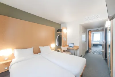 B&B Hôtel Clermont Ferrand Nord Riom Hotel di Volvic