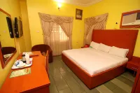 Onyx Hotel & Apartments