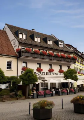 Hotel Gasthof Zur Post فنادق في Betzenstein