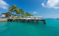 Aquzz Hotel & Spa Maafushi Maldives Hotel in zona Sunrise Beach