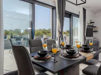 Villa Infinity