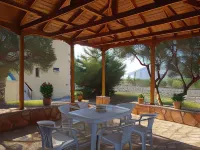 Domaine Papakonstantis Apartments to Let Hotels in Anatoliki Mani