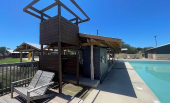 Canyon Lakeview Resort