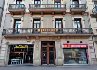 Hostal Live Barcelona