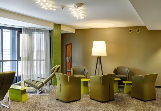 호텔 내부 전경