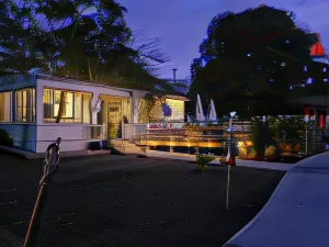 Blue Lagoon Hotel and Marina Ltd