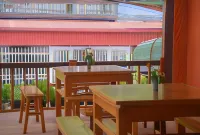 Duong Thuong - Eco House Hotels in Du Gia