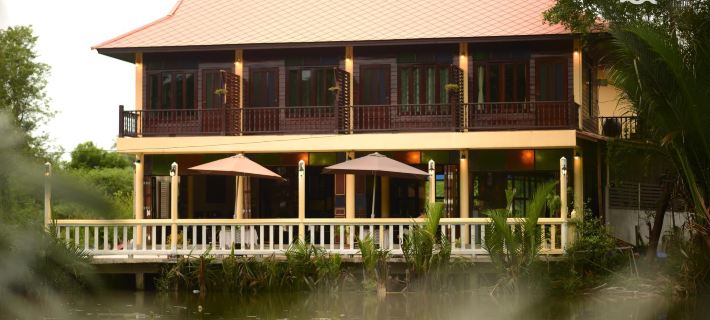 River Jam Amphawa Hotels in Amphawa