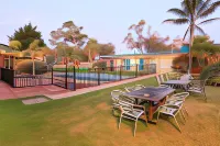 Ocean Views Motel Lakes Entrance Hotels in Metung